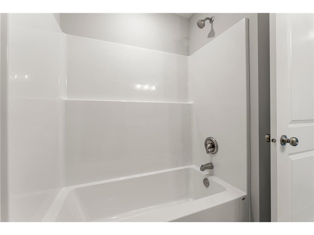 1596 76th Street W Inver Grove Heights MN 55077 6797794 image17