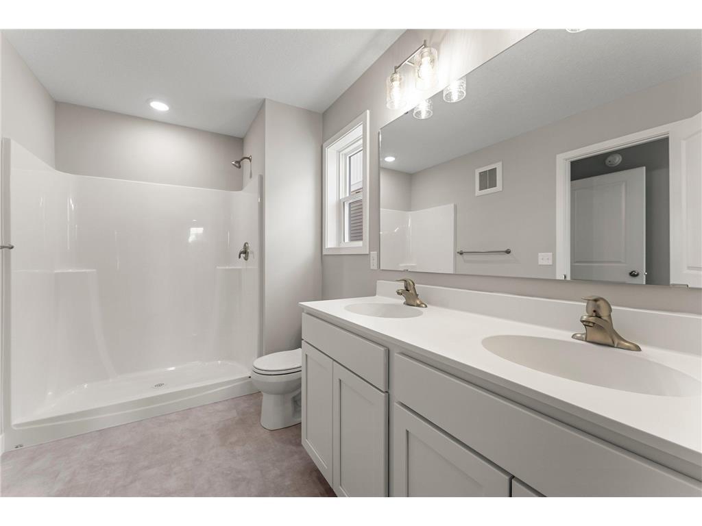 1596 76th Street W Inver Grove Heights MN 55077 6797794 image26