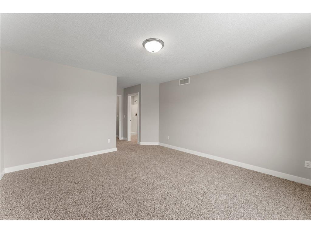 1596 76th Street W Inver Grove Heights MN 55077 6797794 image27