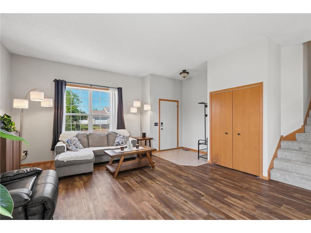 15960 Fennel Court Apple Valley MN 55124 7052432 image2
