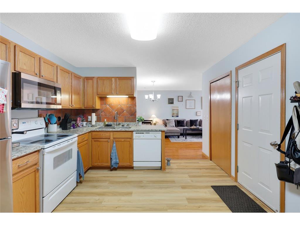 15960 Firtree Drive Apple Valley MN 55124 7064747 image17