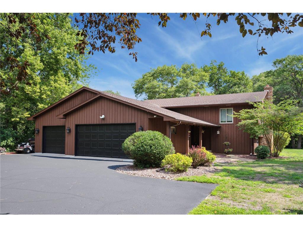 15961 University Avenue NE Ham Lake MN 55304 6418138 image1