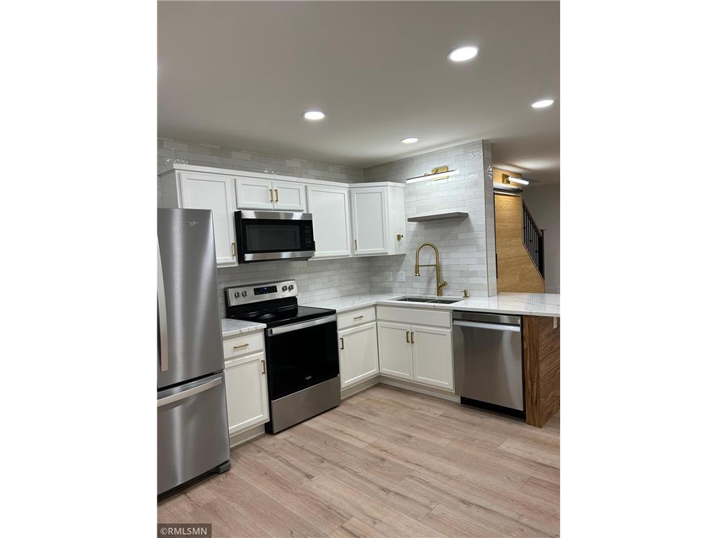 15964 Finch Lane Apple Valley MN 55124 6698263 image1
