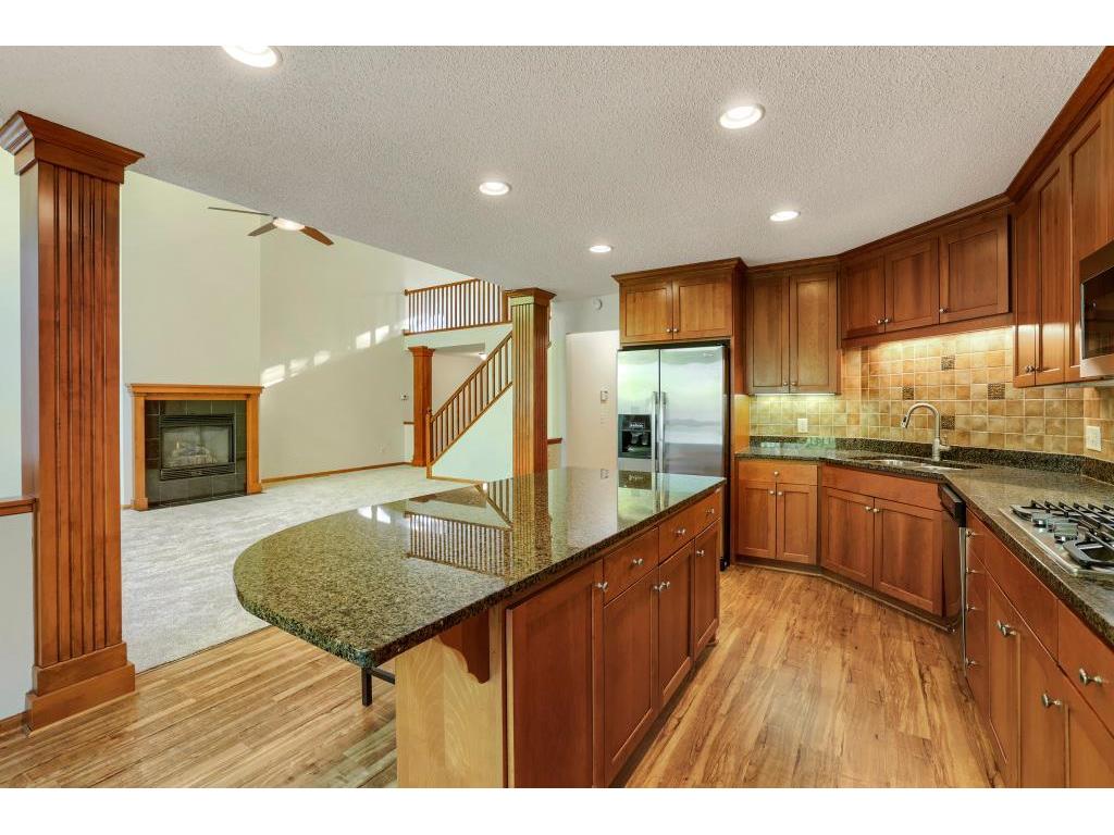 1598 Summit Shores Circle Burnsville MN 55306 7069983 image11