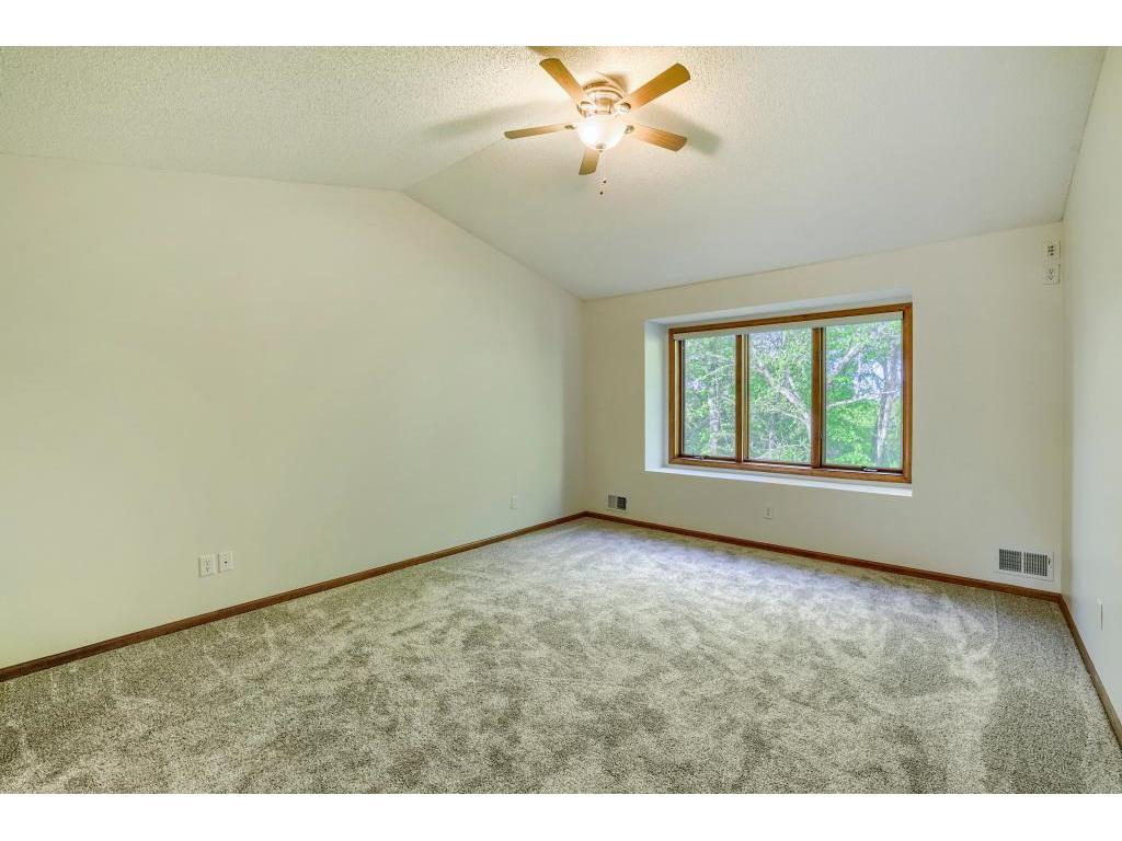 1598 Summit Shores Circle Burnsville MN 55306 7069983 image18