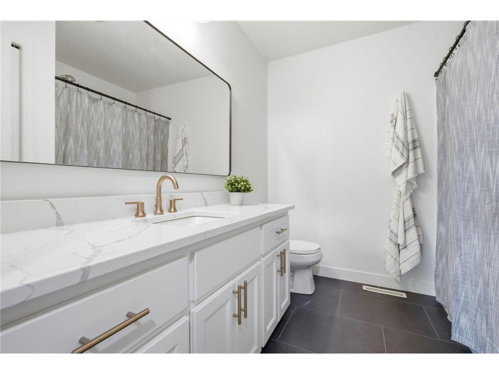 15982 Quince Street NW Andover MN 55304 7103230 image28