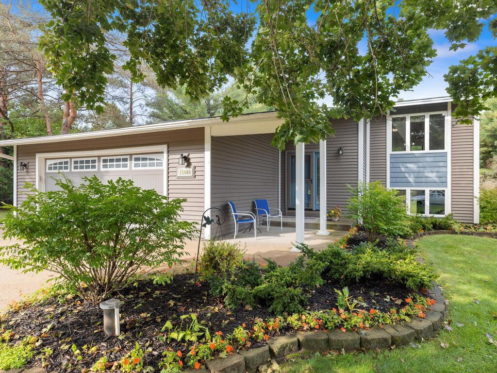 15988 Quinn Street NW Andover MN 55304 6797174 image1
