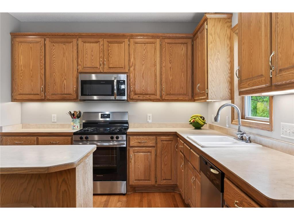 15989 Xeon Street NW Andover MN 55304 7077725 image11
