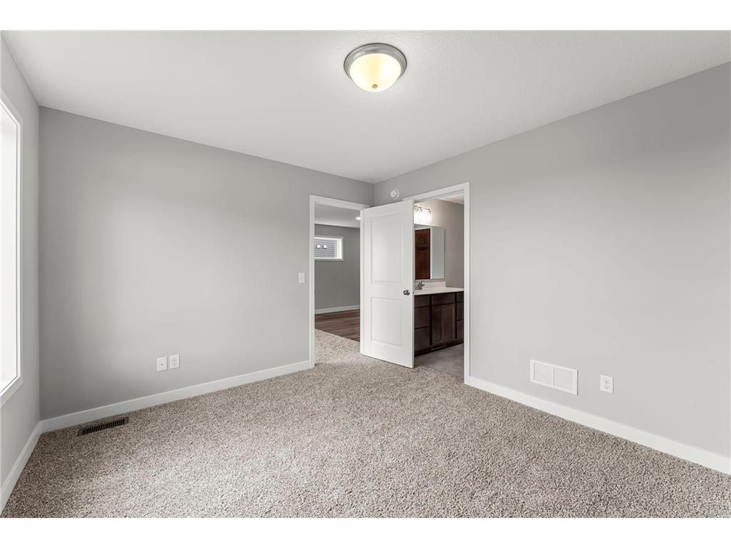 1599 76th Street W Inver Grove Heights MN 55077 6755266 image18