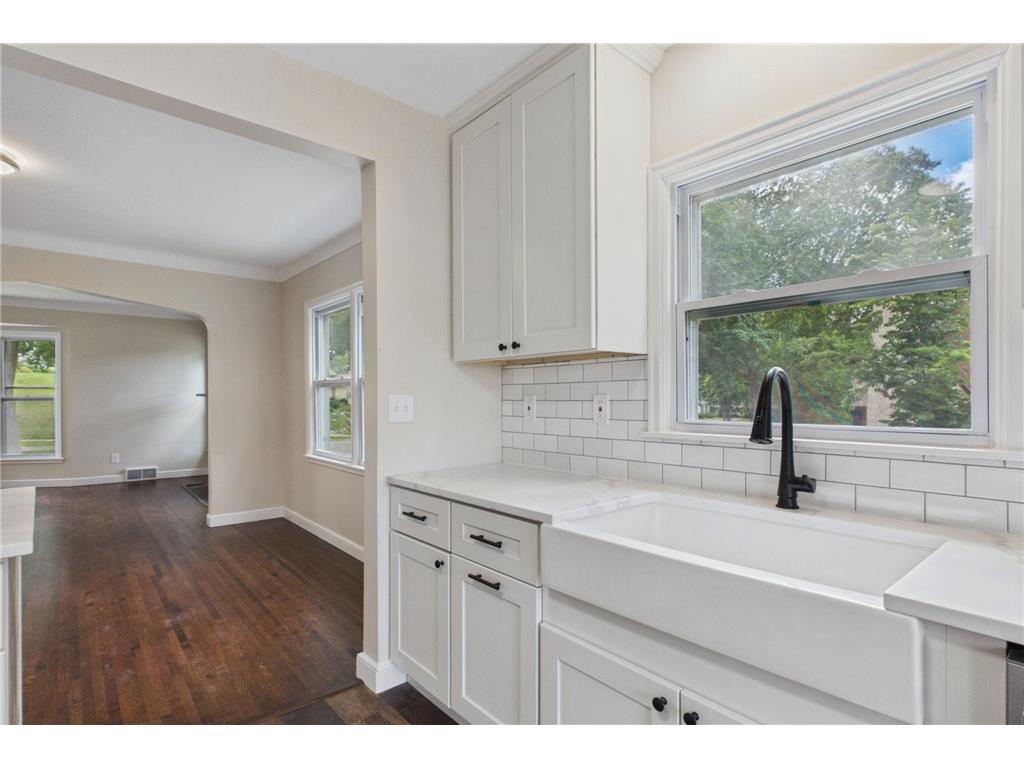 1599 Highland Parkway Saint Paul MN 55116 7110492 image12