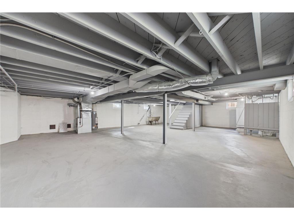 1599 Highland Parkway Saint Paul MN 55116 7110492 image25