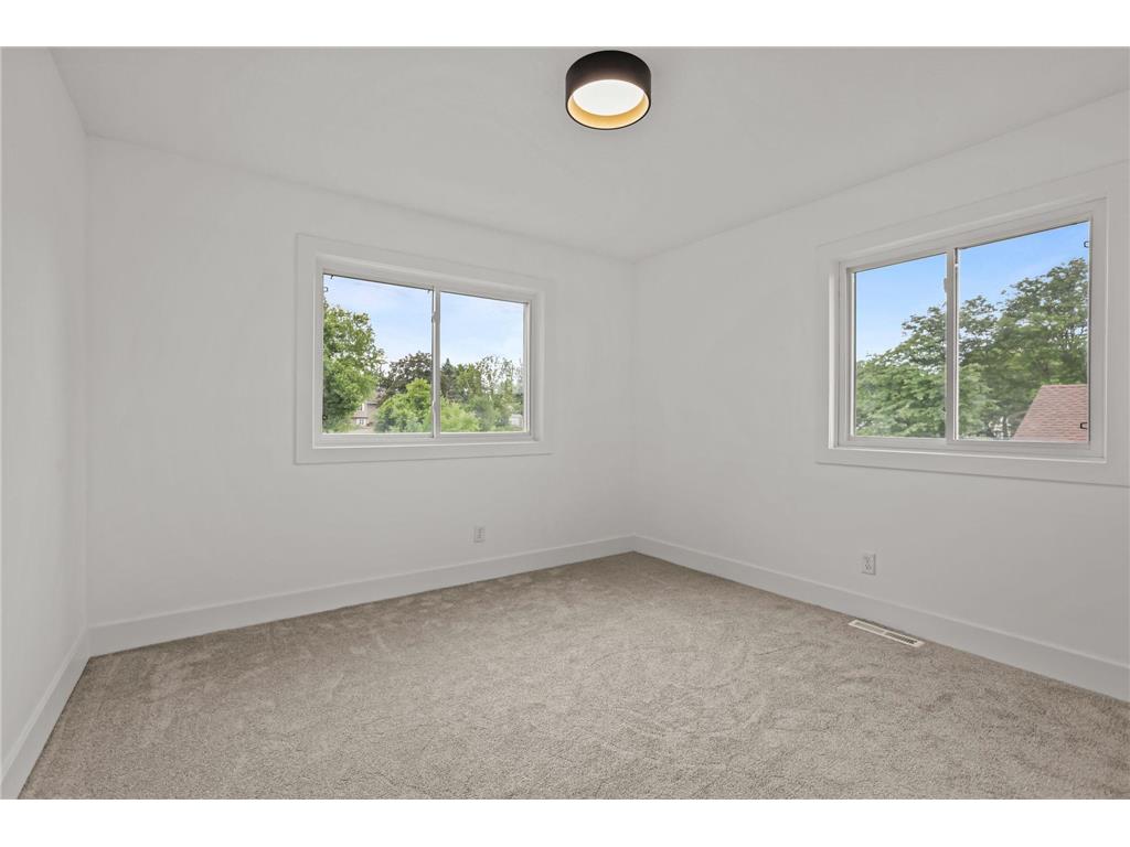 1599 Lancaster Lane Eagan MN 55122 7099179 image18