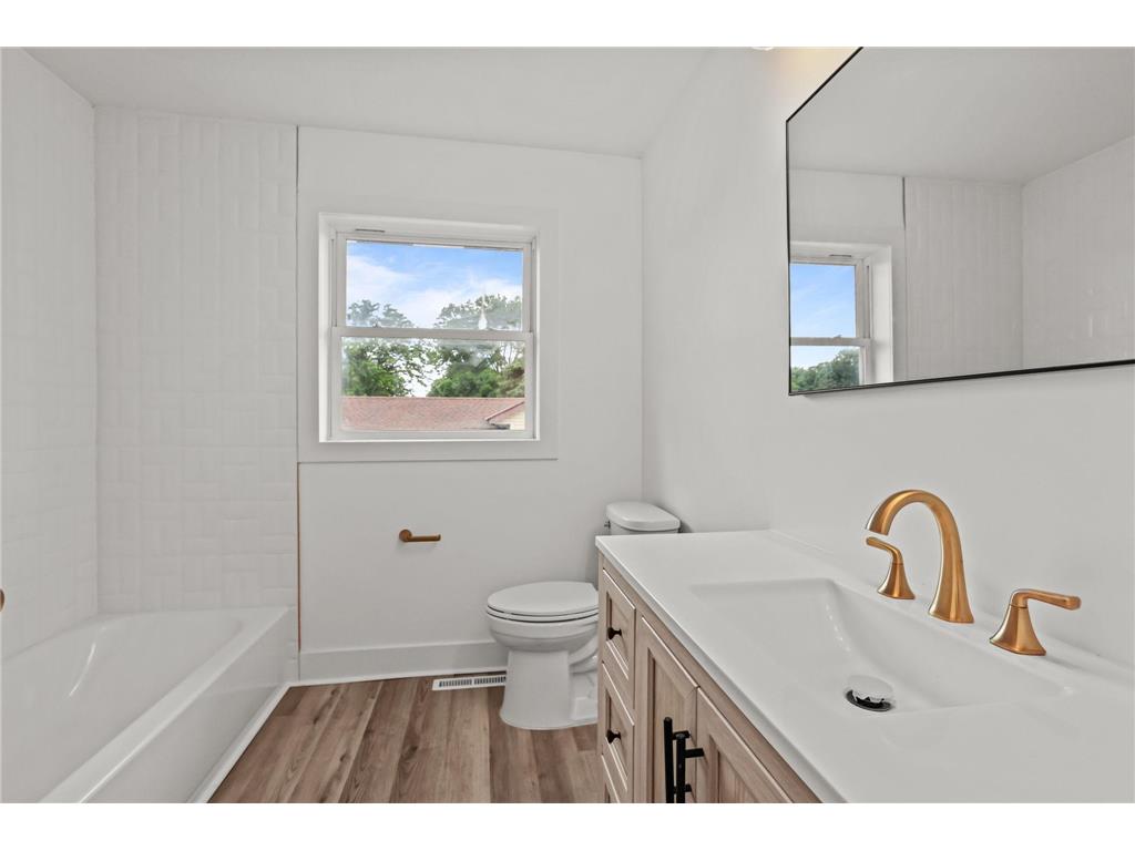 1599 Lancaster Lane Eagan MN 55122 7099179 image21
