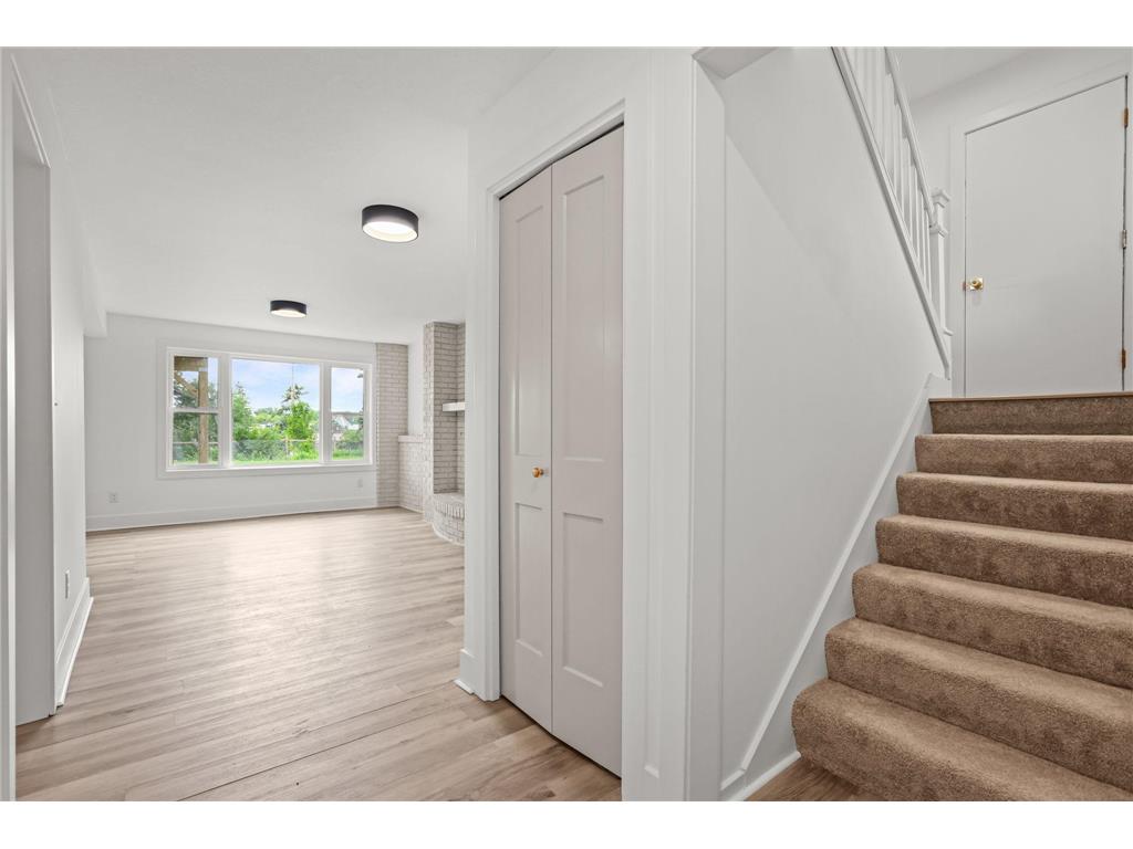 1599 Lancaster Lane Eagan MN 55122 7099179 image22