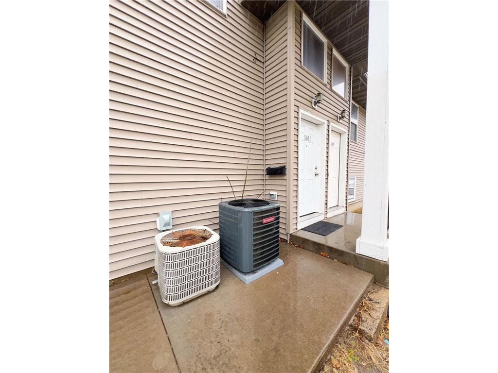 1599 Rice Street Saint Paul MN 55117 6728027 image10