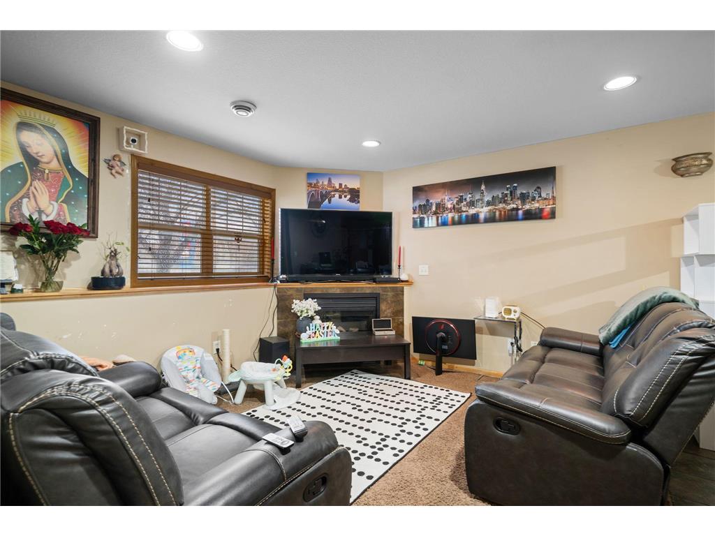 1599 Rice Street Saint Paul MN 55117 6728027 image24