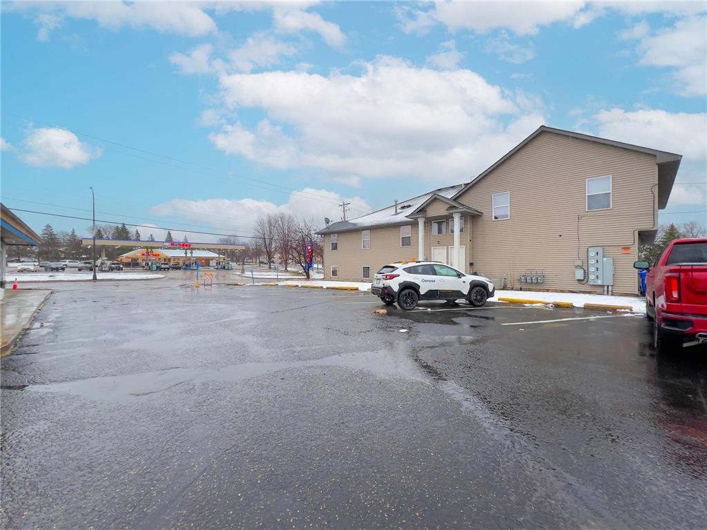 1599 Rice Street Saint Paul MN 55117 6728027 image3