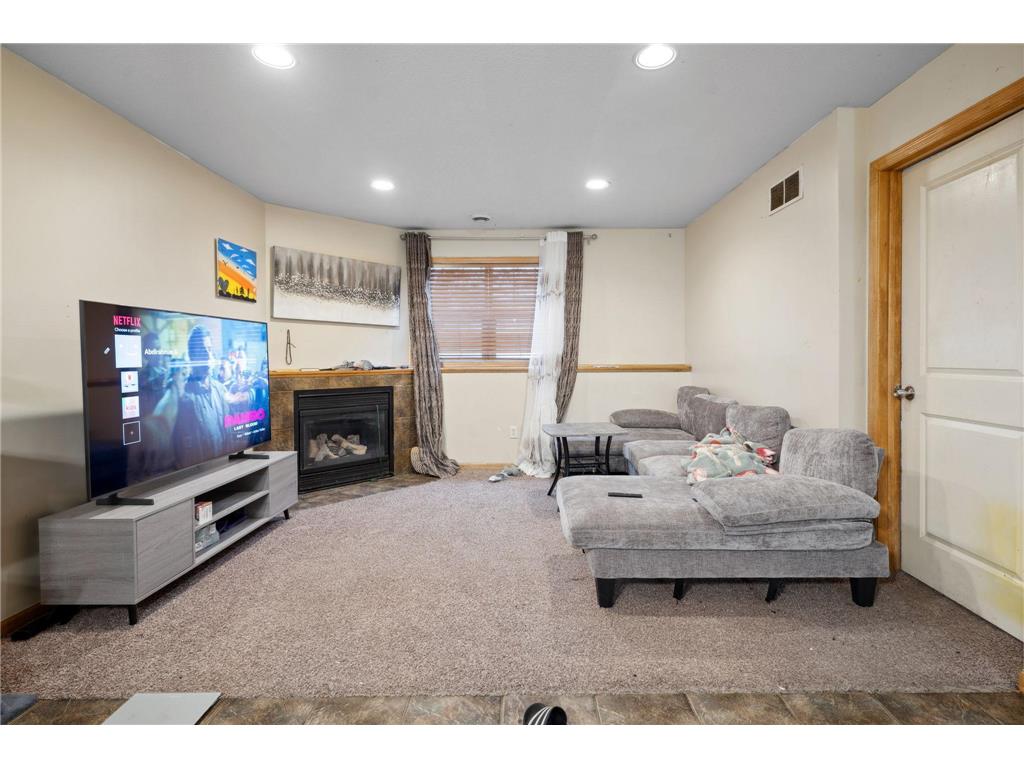 1599 Rice Street Saint Paul MN 55117 6728027 image66