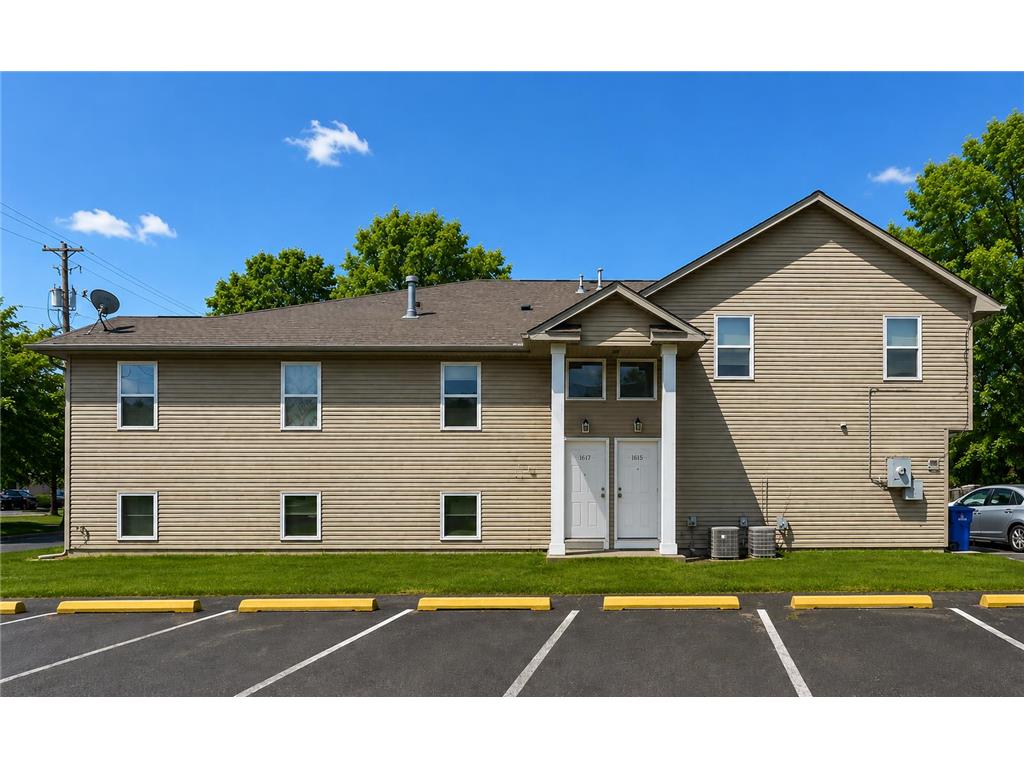 1599 Rice Street Saint Paul MN 55117 7078753 image1