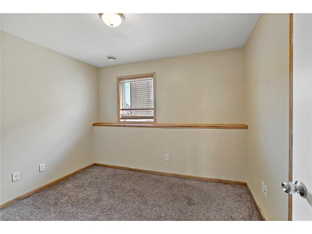 1599 Rice Street Saint Paul MN 55117 7078753 image10