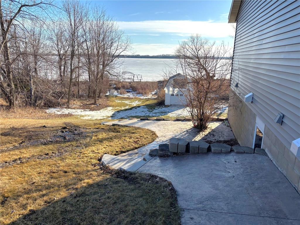 15993 154th Street NE New London MN 56273 - Calhoun 7022542 image2