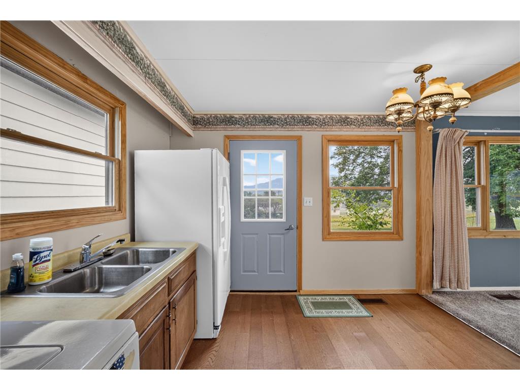 16 Carter Lane Silver Bay MN 55614 - Superior 7110823 image9