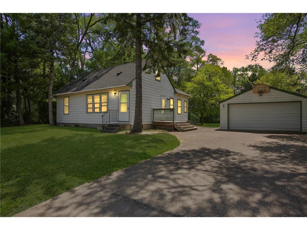 16 East Road Circle Pines MN 55014 6404045 image1