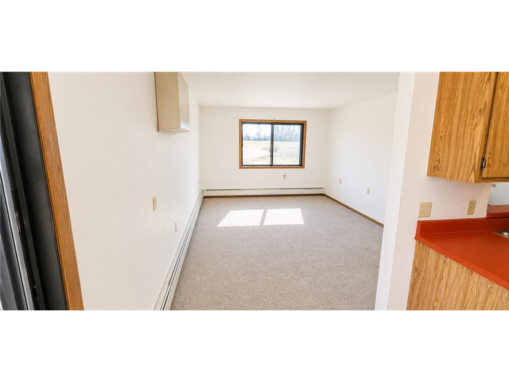 16 Green River Road #202 Morris MN 56267 7018657 image1