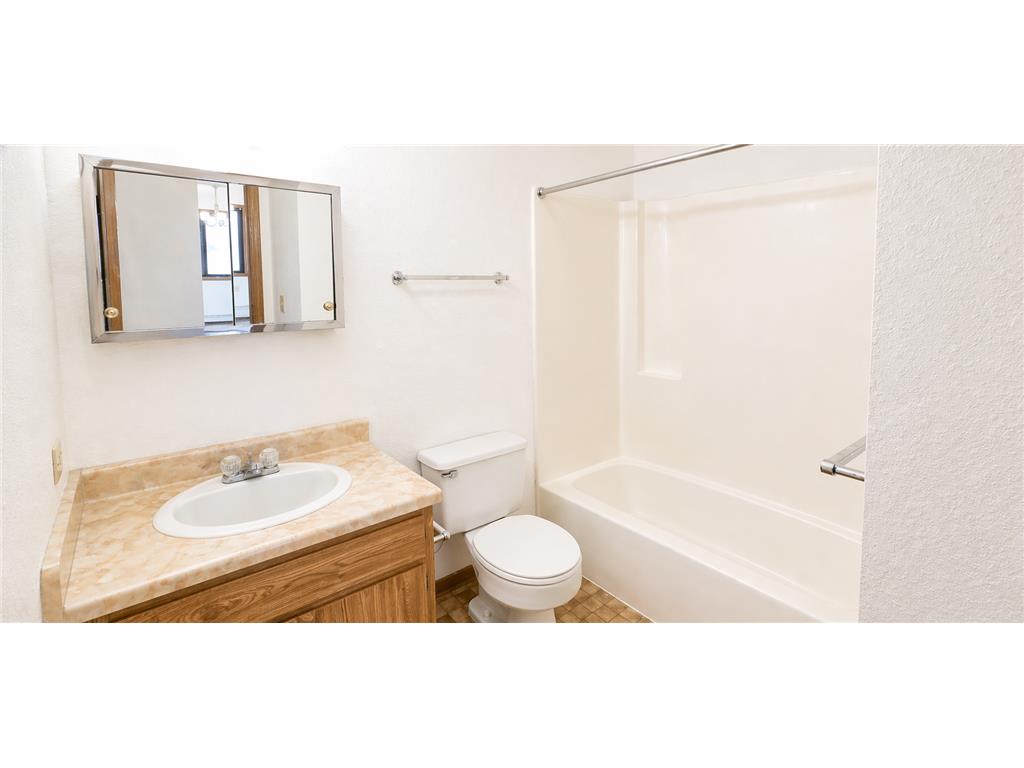 16 Green River Road #202 Morris MN 56267 7018657 image7