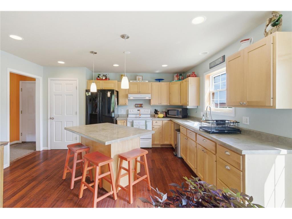 16 Marples Avenue Minnesota Lake MN 56068 7069126 image3