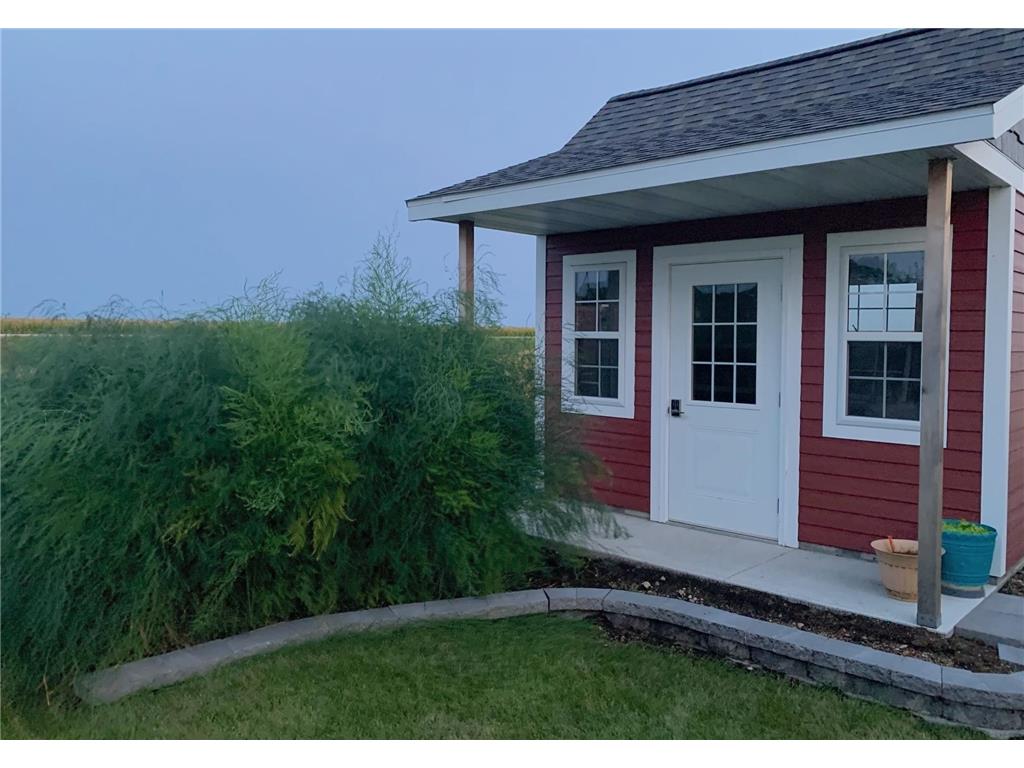 16 Marples Avenue Minnesota Lake MN 56068 7069126 image37