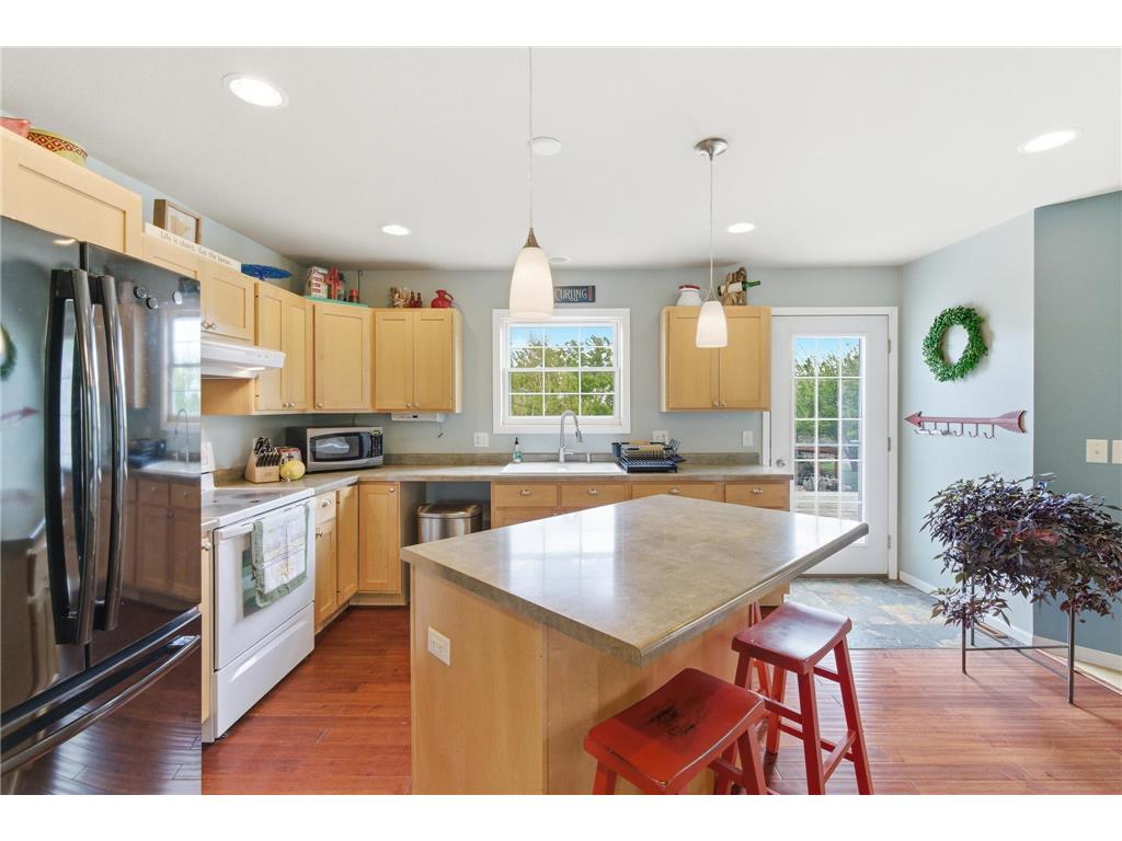 16 Marples Avenue Minnesota Lake MN 56068 7069126 image4