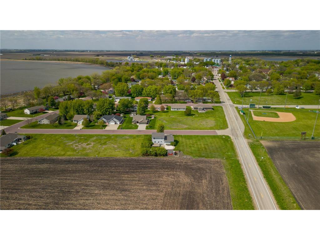 16 Marples Avenue Minnesota Lake MN 56068 7069126 image42
