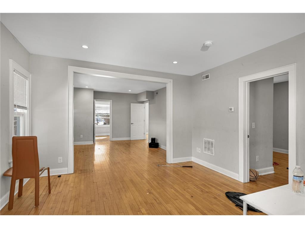16 W 33rd Street Minneapolis MN 55408 6817411 image19