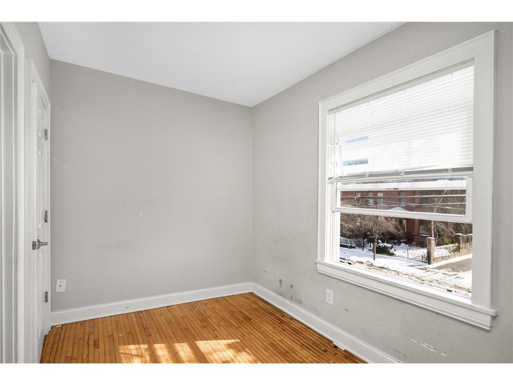 16 W 33rd Street Minneapolis MN 55408 6817411 image23