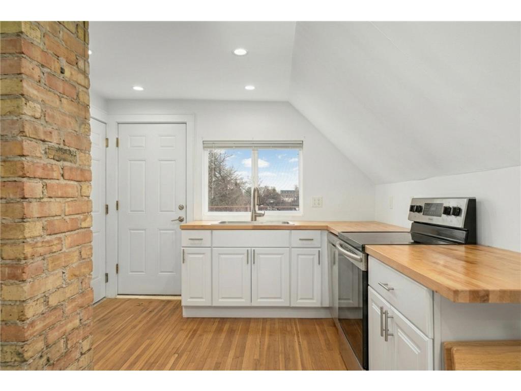 16 W 33rd Street Minneapolis MN 55408 6817411 image30