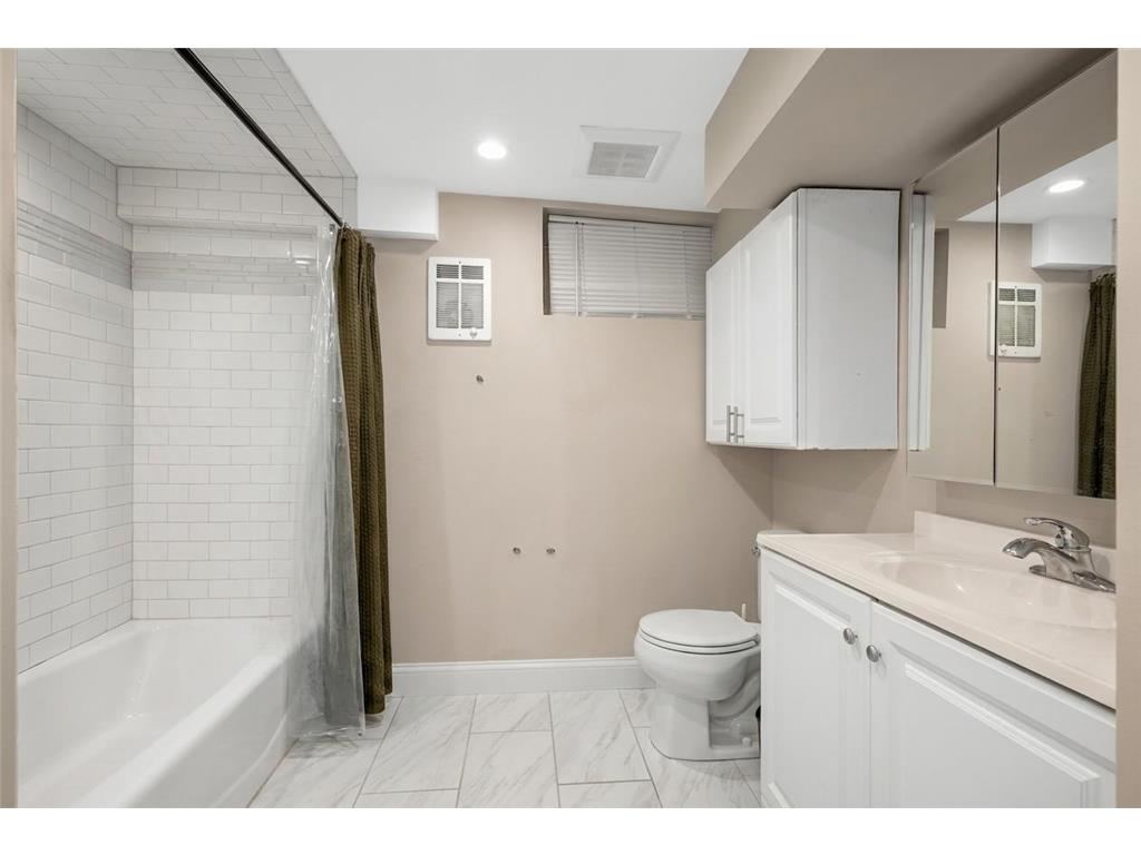 16 W 33rd Street Minneapolis MN 55408 6817411 image42