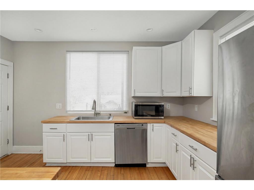 16 W 33rd Street Minneapolis MN 55408 6817411 image8