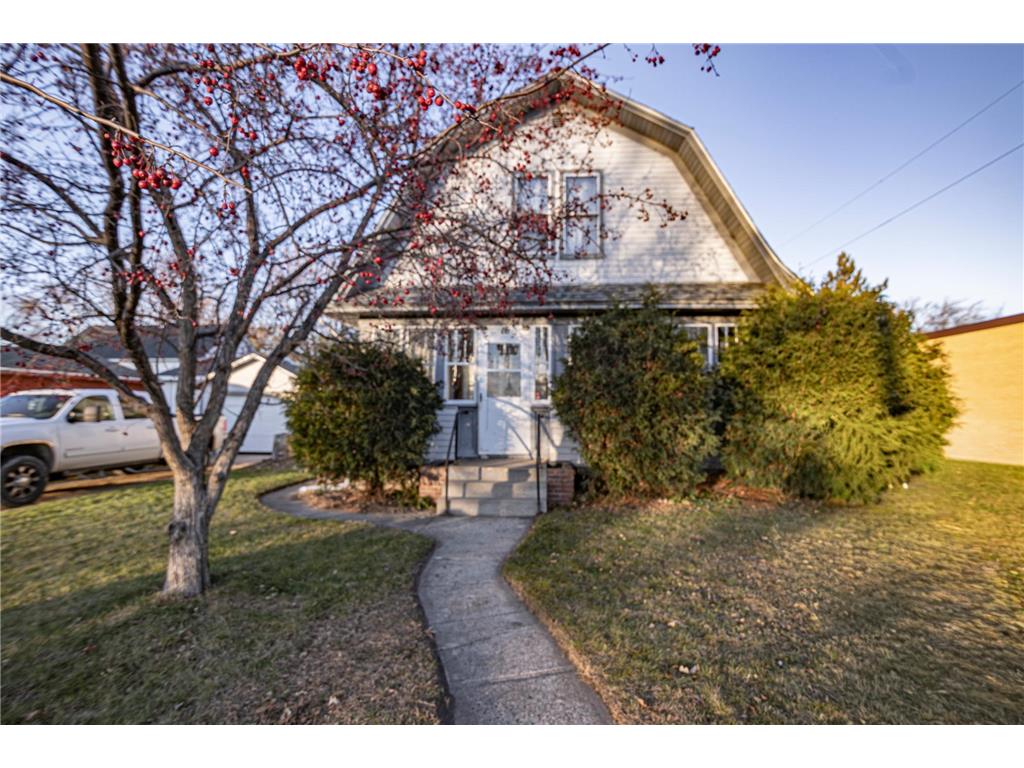 16 W Park Street New York Mills MN 56567 6819097 image1