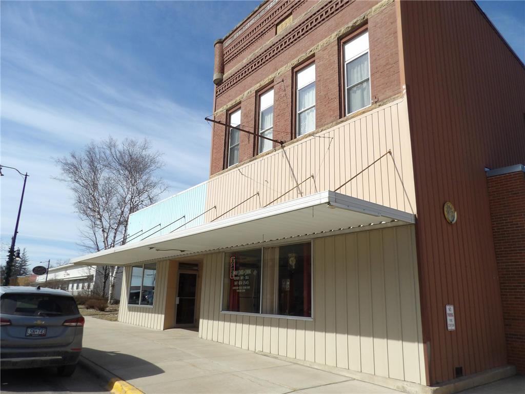 160 1/2 Broadway Street N Alden MN 56009 7042044 image1