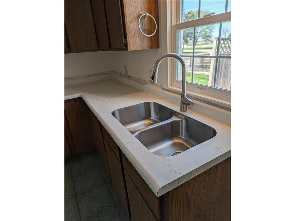 160 10th Street Tracy MN 56175 7072957 image3