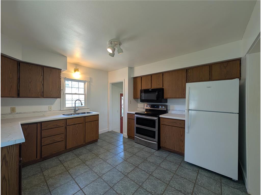 160 10th Street Tracy MN 56175 7072957 image4