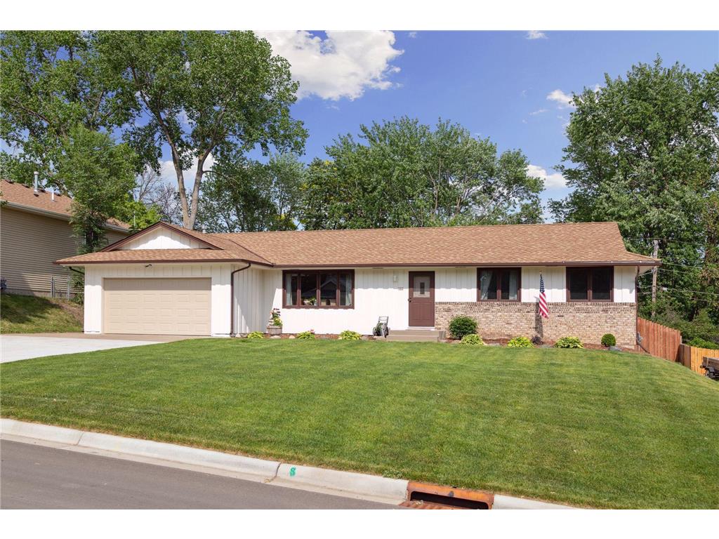 160 Redwood Drive Apple Valley MN 55124 6378844 image1