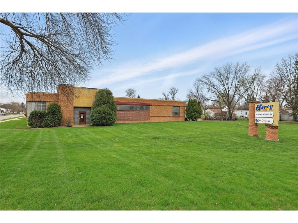 1600 1st Avenue NE Austin MN 55912 6711032 image1