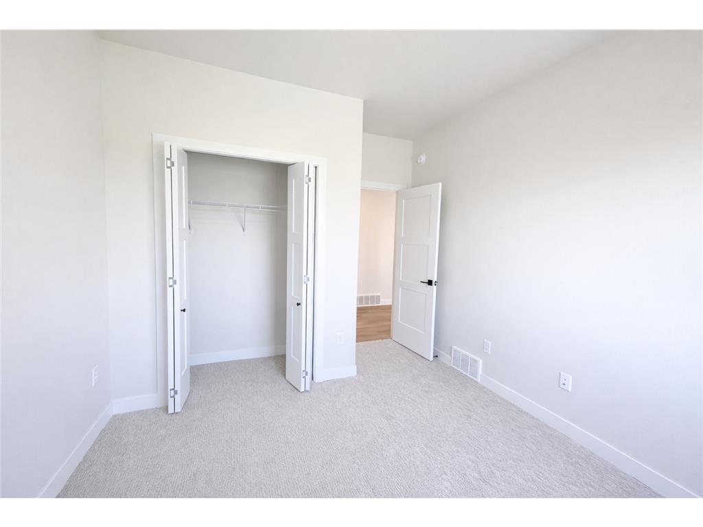 1600 5th Avenue NE Dilworth MN 56529 7084973 image11
