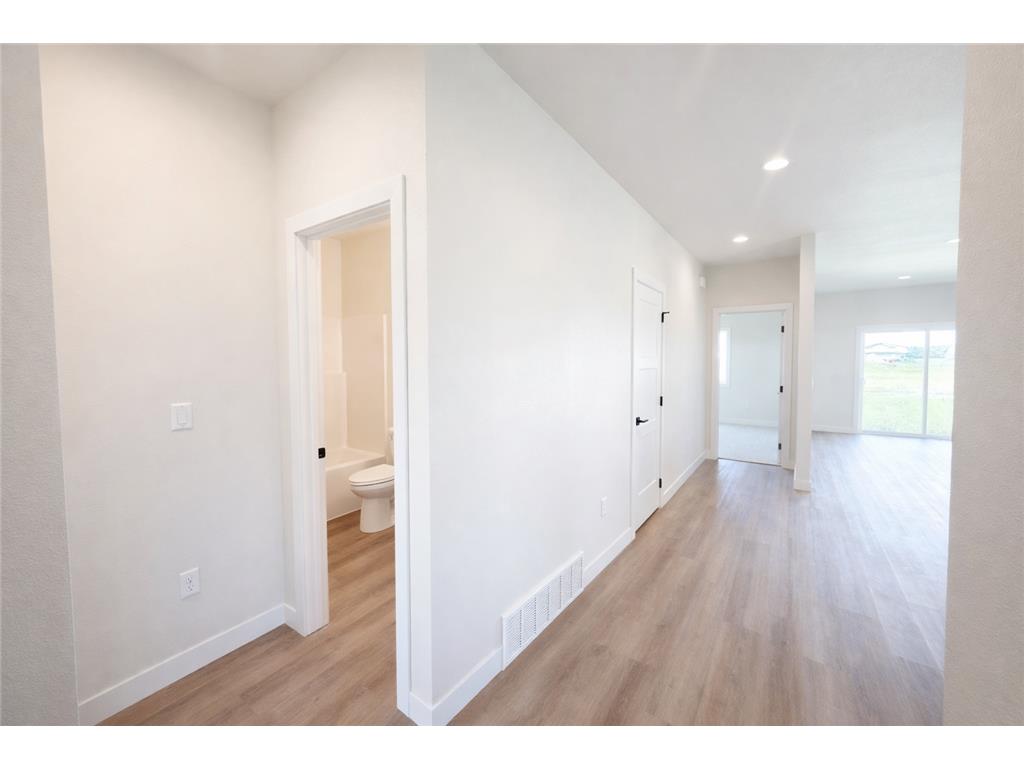 1600 5th Avenue NE Dilworth MN 56529 7084973 image24