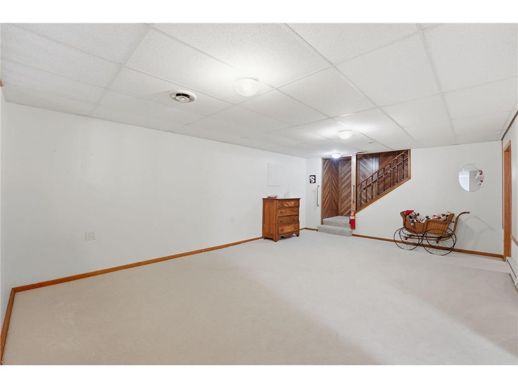 1600 7th Avenue SE Willmar MN 56201 7072084 image24