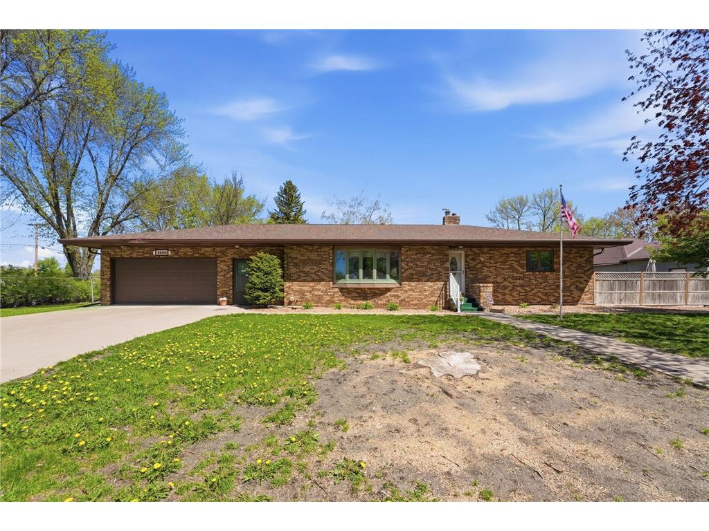 1600 7th Avenue SE Willmar MN 56201 7072084 image5