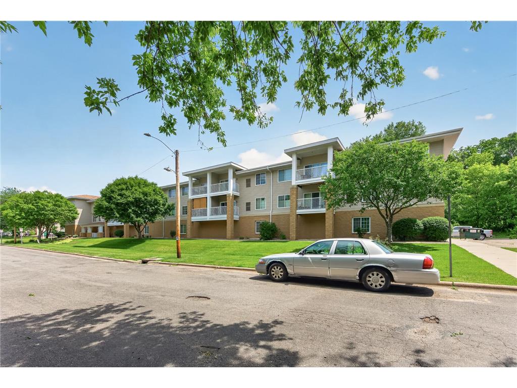 1600 Arundel Street #304 Saint Paul MN 55117 7104922 image3