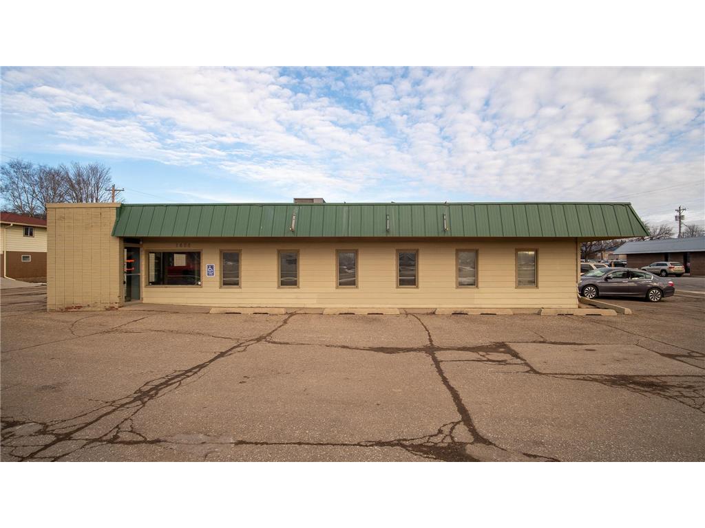 1600 Broadway Avenue N Rochester MN 55906 7019023 image4